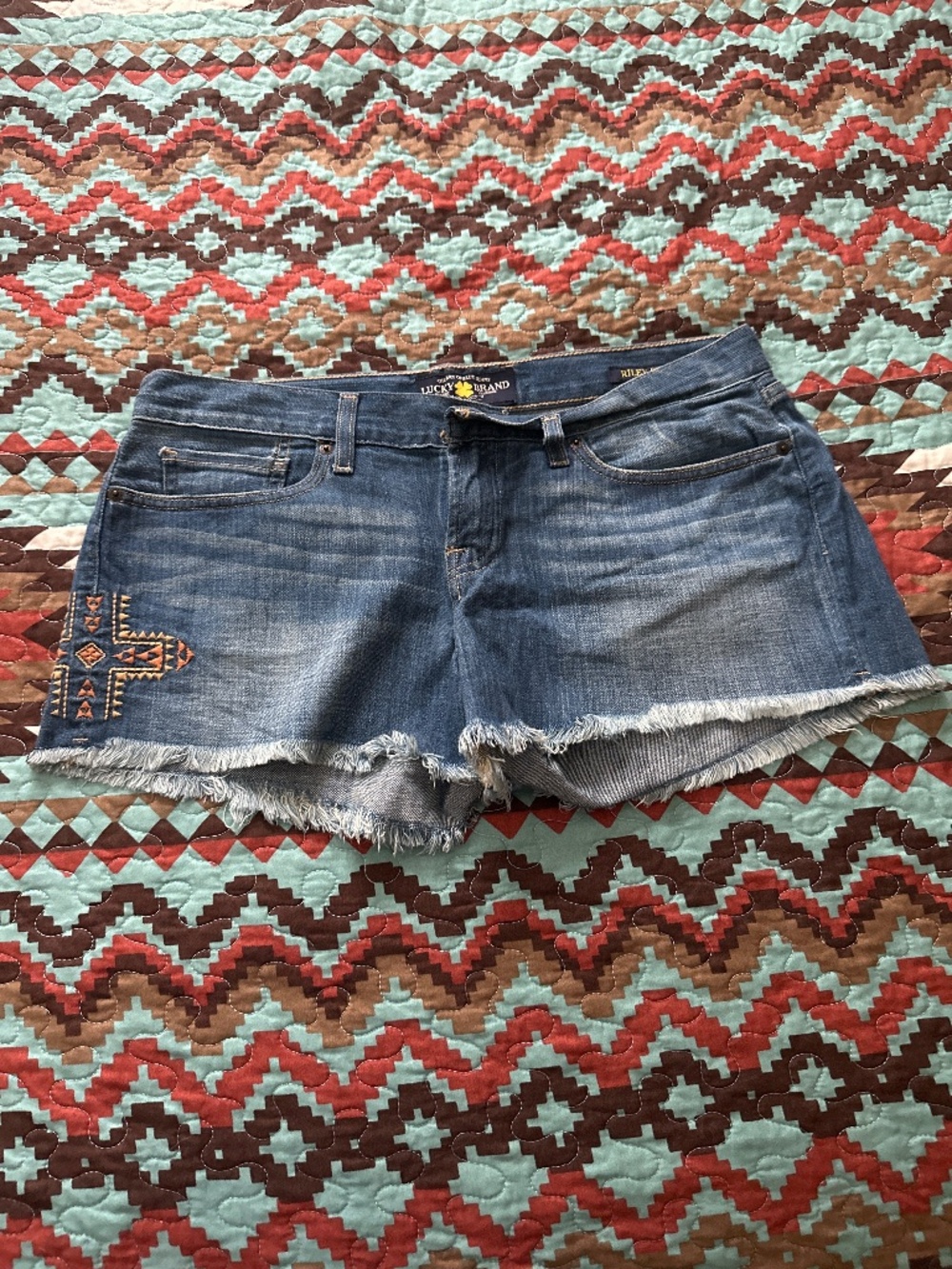 Lucky shorts